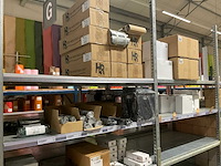 Labels, draad, spelden - afbeelding 12 van  30