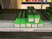 Labels, draad, spelden - afbeelding 24 van  30