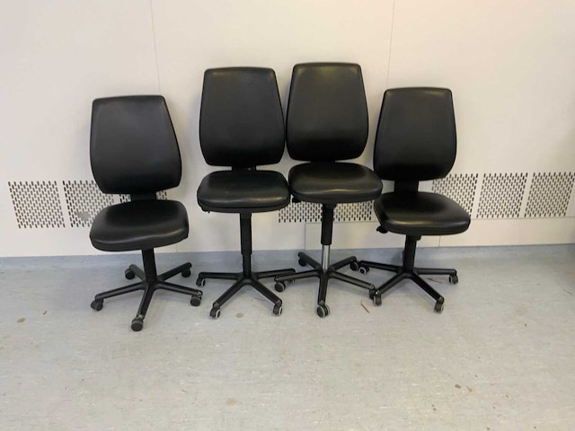 Laberatorium werkstoel (4x) - afbeelding 1 van  4