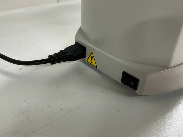 Labnet mini plate spinner (mps1000) centrifuge - afbeelding 3 van  4
