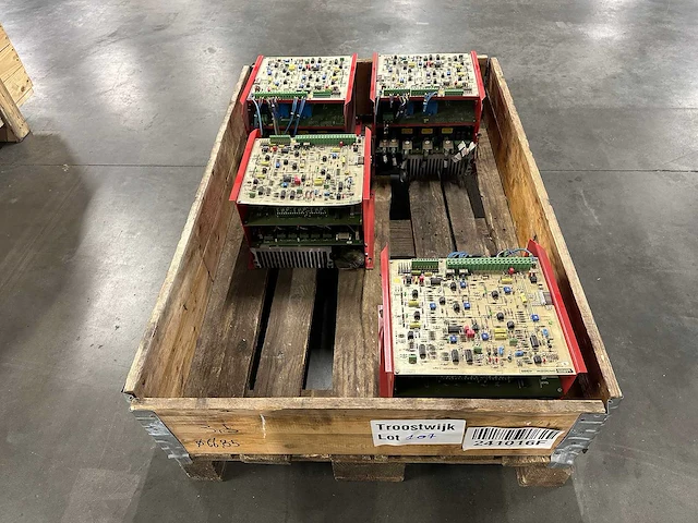 Labod electronic - partij thyristorregelaars - afbeelding 1 van  6