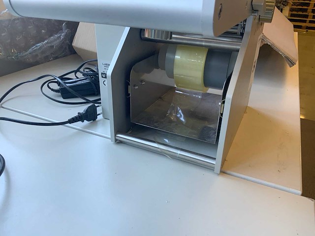 Labokey 802s vellenprinter lamineermachine - afbeelding 3 van  4