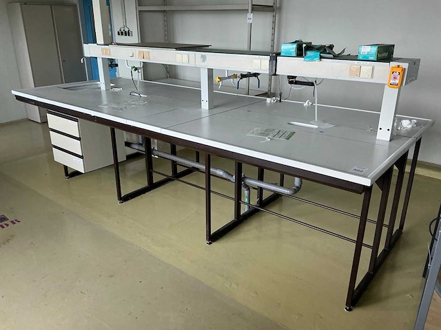 Laboratorium werkeiland - afbeelding 1 van  5