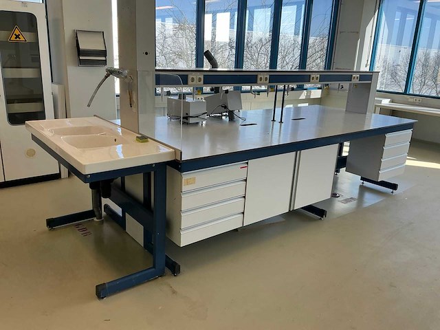 Laboratorium werkopstelling - afbeelding 2 van  7