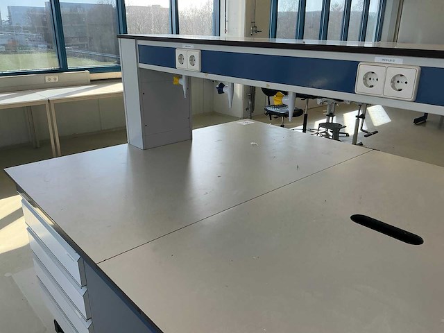 Laboratorium werkopstelling - afbeelding 6 van  7