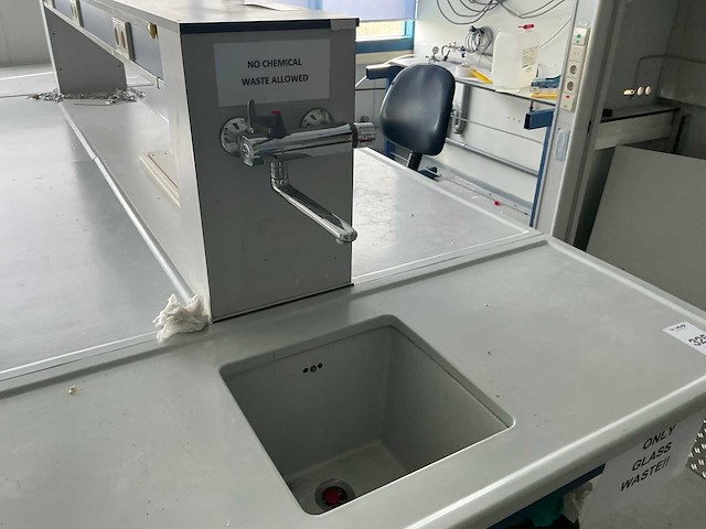 Laboratorium werkplek - afbeelding 6 van  9