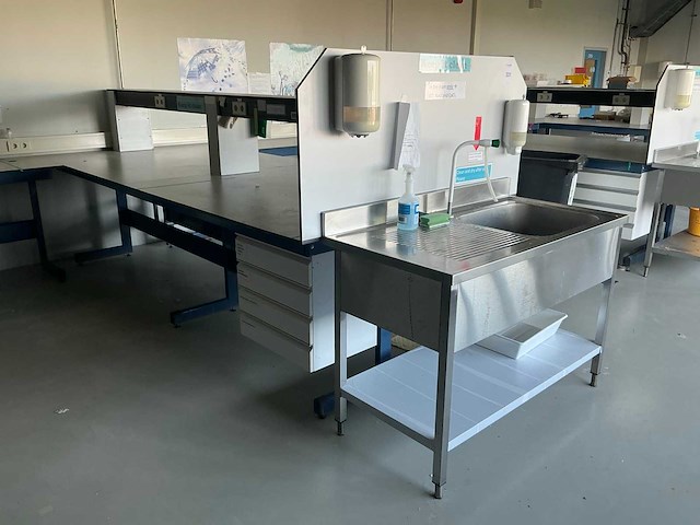 Laboratorium werkstation - afbeelding 2 van  7