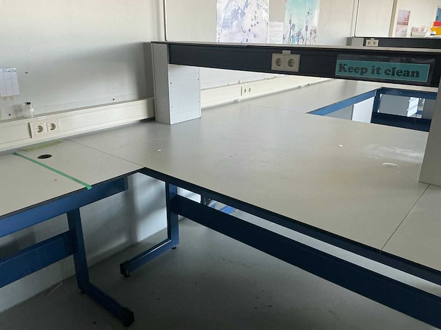 Laboratorium werkstation - afbeelding 4 van  7