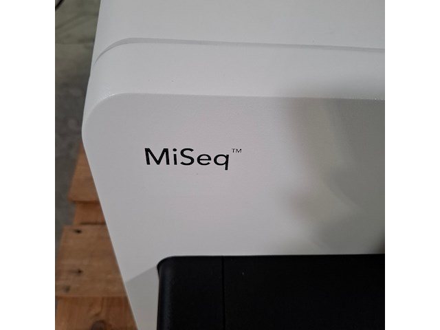 Laboratoriumapparaat, illumina, miseq - afbeelding 5 van  11