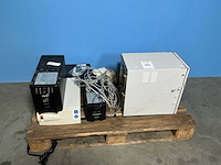 Laboratoriumapparatuur (10x) - afbeelding 1 van  6