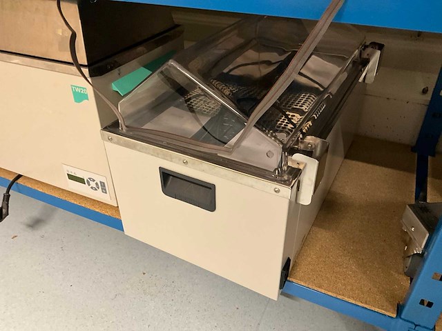 Laboratoriumapparatuur (10x) - afbeelding 3 van  11