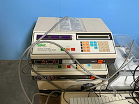 Laboratoriumapparatuur (11x) - afbeelding 5 van  9