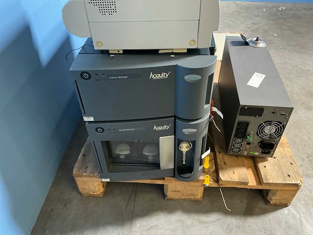 Laboratoriumapparatuur (5x) - afbeelding 3 van  6