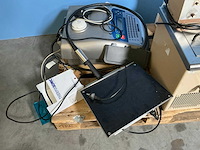 Laboratoriumapparatuur (7x) - afbeelding 3 van  11