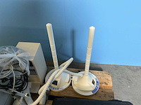 Laboratoriumapparatuur (8x) - afbeelding 8 van  12