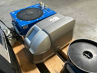 Laboratoriumapparatuur (9x) - afbeelding 6 van  10