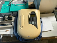 Laboratoriumapparatuur (9x) - afbeelding 7 van  10