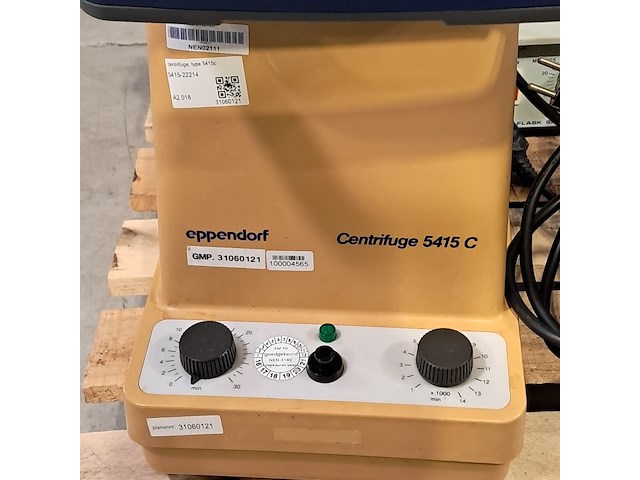 Laboratoriumapparatuur en diversen - afbeelding 8 van  13