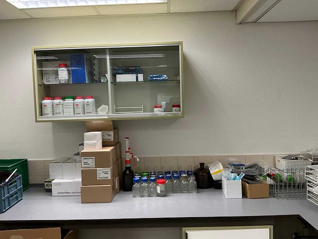 Laboratoriumglaswerk en toebehoren - afbeelding 1 van  3