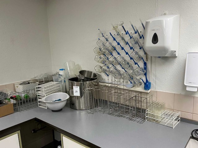 Laboratoriumglaswerk en toebehoren - afbeelding 2 van  3
