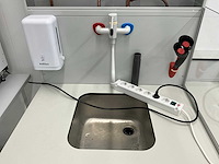 Laboratoriummeubilair - afbeelding 6 van  6