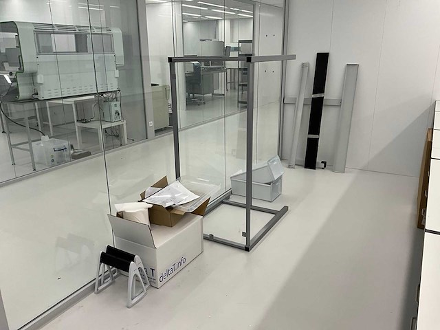 Laboratoriummeubilair - afbeelding 4 van  4