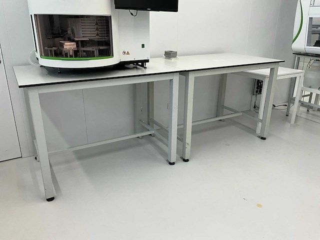 Laboratoriummeubilair - afbeelding 4 van  4