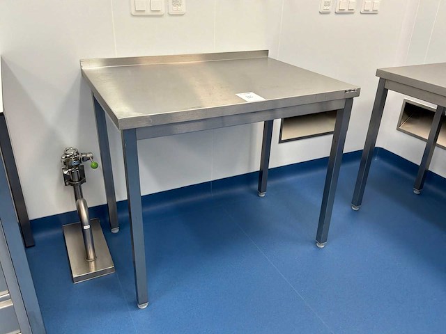 Laboratoriummeubilair - afbeelding 2 van  4
