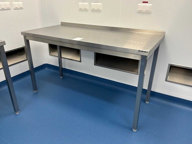 Laboratoriummeubilair - afbeelding 3 van  4