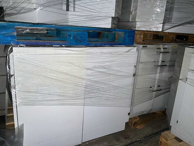 Laboratoriummeubilair - afbeelding 8 van  9