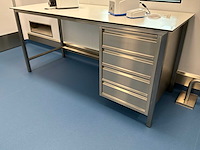 Laboratoriummeubilair - afbeelding 2 van  3
