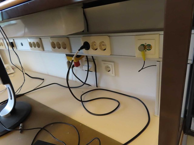 Laboratoriumtafel (4x) - afbeelding 6 van  7