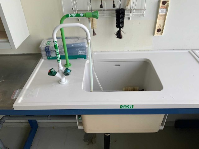 Laboratoriumtafel - afbeelding 2 van  5