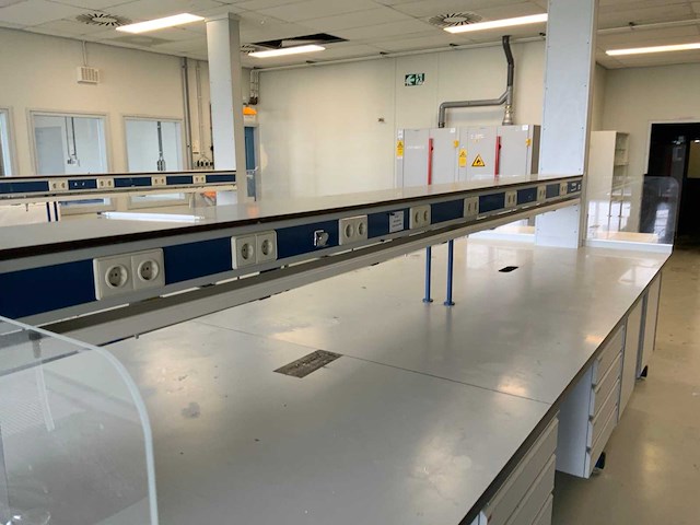 Laboratoriumtafel - afbeelding 2 van  6