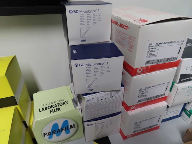 Laboratoriumtoebehoren - afbeelding 7 van  8