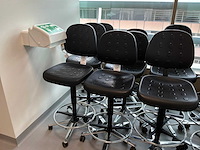 Laboratoriumvoorzitter (4x) - afbeelding 2 van  3