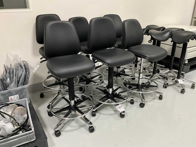 Laboratoriumvoorzitter (6x) - afbeelding 2 van  5