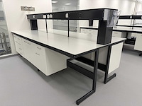 Laboratoriumwerkbank - afbeelding 2 van  2