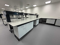 Laboratoriumwerkbank - afbeelding 1 van  3