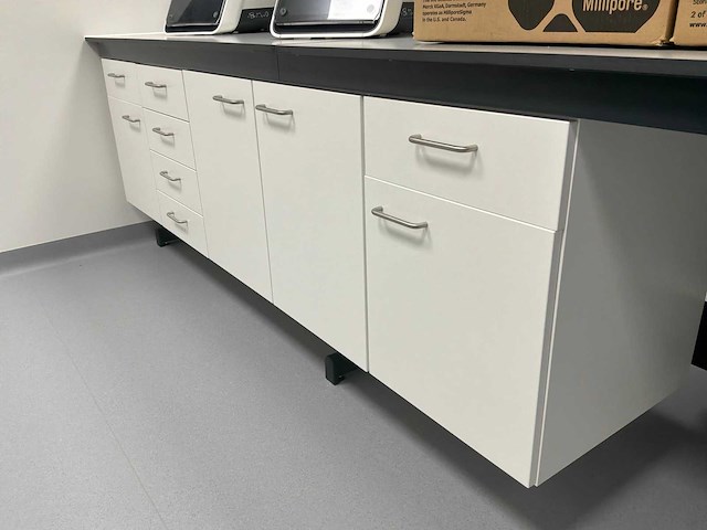 Laboratoriumwerkbank - afbeelding 2 van  5