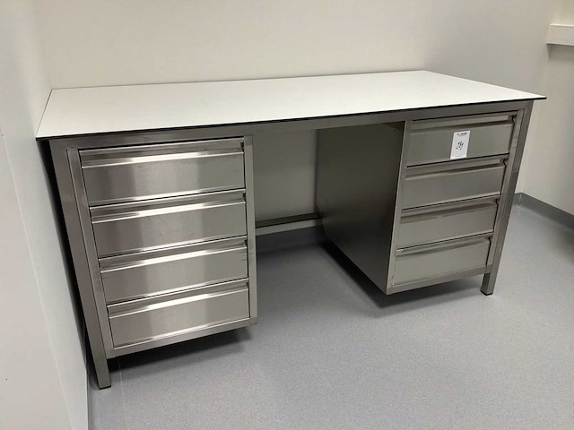 Laboratoriumwerkbank - afbeelding 2 van  2