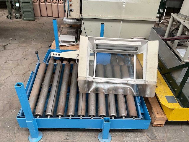 Laborex i200 kvs zandstraalmachine - afbeelding 4 van  9