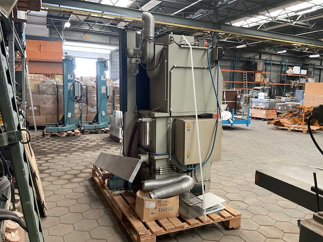 Laborex i200 kvs zandstraalmachine - afbeelding 7 van  9