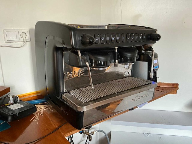 Lacimbali m26 koffiemachine met bonen maler - afbeelding 6 van  9