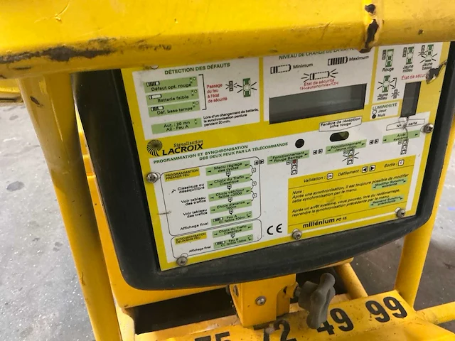 Lacroix cantier fixe verkeerslichten (2x) - afbeelding 3 van  11