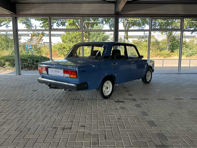 Lada 2107 1.5 benzine auto marge auto - afbeelding 28 van  29