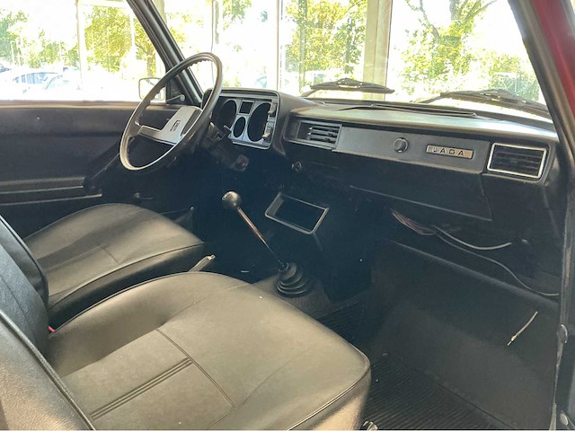 Lada/vaz 2105. 1.3 motor benzine marge auto 1989 - afbeelding 11 van  28