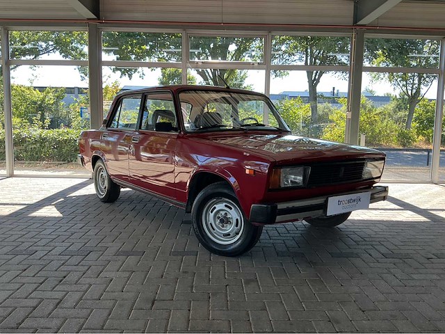 Lada/vaz 2105. 1.3 motor benzine marge auto 1989 - afbeelding 22 van  28