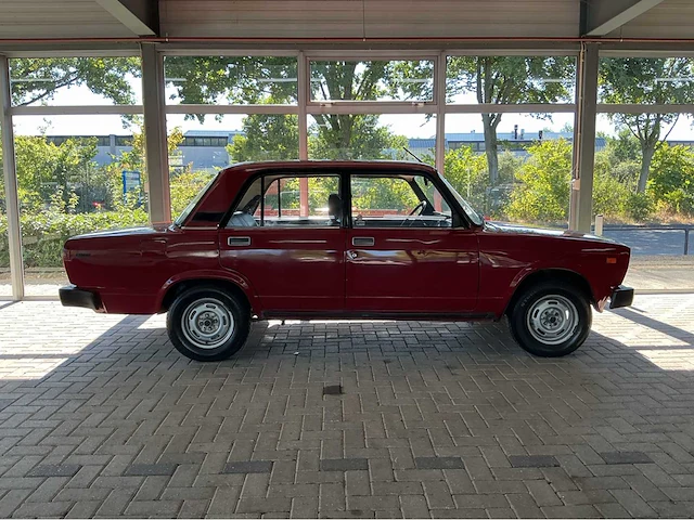 Lada/vaz 2105. 1.3 motor benzine marge auto 1989 - afbeelding 3 van  28