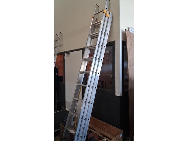 Ladder - 3 x 10 treden - afbeelding 1 van  4